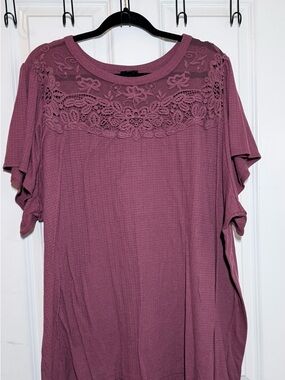 Torrid Mauve Lace Yoke Short Sleeve Top